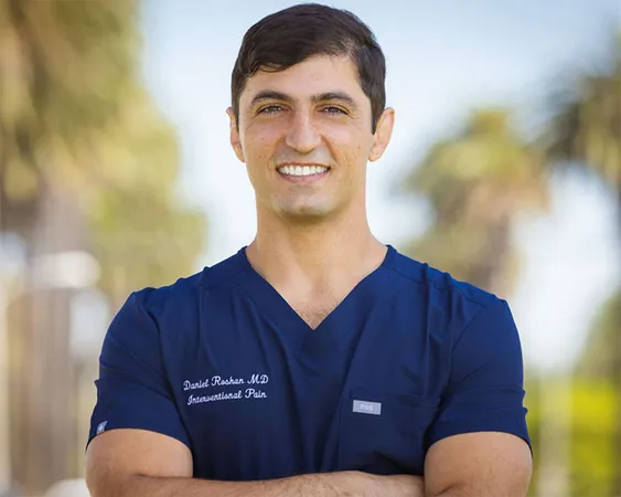 Photo of Dr. Daniel Roshan, a pain management specialist at CCSS